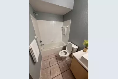 13838 Fairway Island Drive #1432, Orlando, FL 32837 - Photo 4
