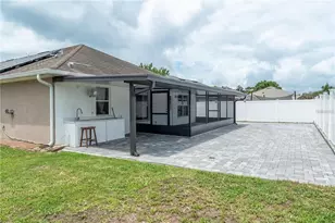 1940 Fawn Meadow Cir, Saint Cloud, FL 34772 - Photo 4