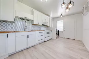1379 Mainsail Ln, Saint Cloud, FL 34771 - Photo 4