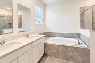 137 Nine Iron Dr, Davenport, FL 33896 - Photo 8