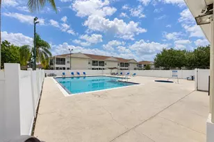 3213 Queen Palms Ct, Kissimmee, FL 34747 - Photo 20