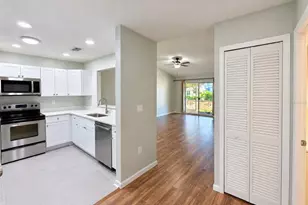 3213 Queen Palms Ct, Kissimmee, FL 34747 - Photo 4