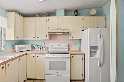 6619 Westchester Drive NE, Winter Haven, FL 33881 - Photo 14