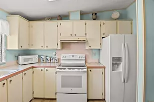 6619 Westchester Dr NE, Winter Haven, FL 33881 - Photo 14