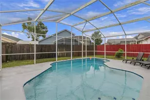2911 Dickens Cir, Kissimmee, FL 34747 - Photo 2