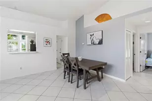 2911 Dickens Cir, Kissimmee, FL 34747 - Photo 6