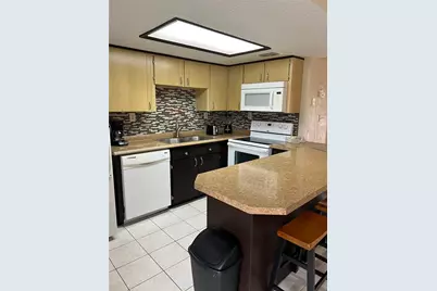 2777 N Poinciana Boulevard #2120, Kissimmee, FL 34746 - Photo 8