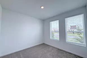 5538 Guava Ct, Kissimmee, FL 34758 - Photo 8