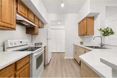 6025 Westgate Drive #2518, Orlando, FL 32835 - Photo 22