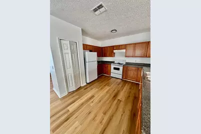 727 James Court, Kissimmee, FL 34759 - Photo 10