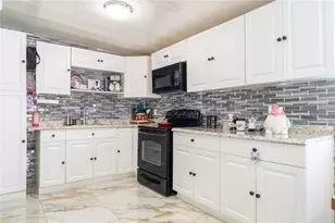 121 Lochness Ln, Kissimmee, FL 34743 - Photo 14