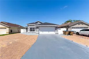 121 Lochness Ln, Kissimmee, FL 34743 - Photo 4