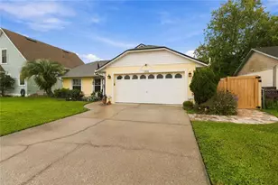 405 Columbia Ave, Saint Cloud, FL 34769 - Photo 2