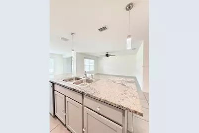 6723 SE 3rd Loop, Ocala, FL 34472 - Photo 4
