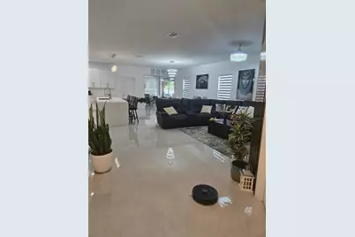 13417 E Delaware Avenue, Astatula, FL 34705 - Photo 2
