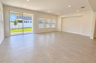 5554 Fiona Ln, Saint Cloud, FL 34771 - Photo 10