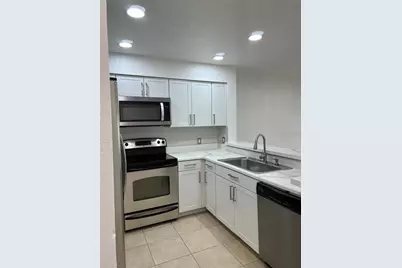 13905 Fairway Island Drive #1013, Orlando, FL 32837 - Photo 6