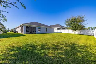 708 Daphne Dr, Polk City, FL 33868 - Photo 4