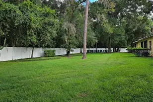 37611 Georgina Terrace, Zephyrhills, FL 33542 - Photo 28