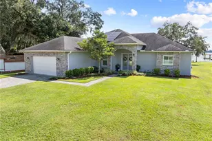 590 Eden Dr, Saint Cloud, FL 34771 - Photo 2