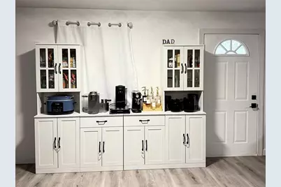 305 W Wellington Dr, Lakeland, FL 33813 - Photo 2