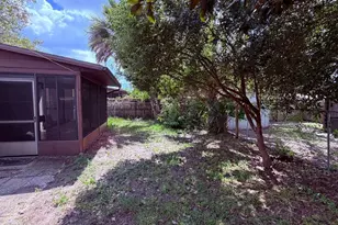 928 New Bedford Dr, Deland, FL 32724 - Photo 20