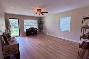 928 New Bedford Dr, Deland, FL 32724 - Photo 16