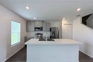 801 Ognon Ct, Kissimmee, FL 34759 - Photo 6