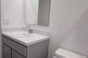 801 Ognon Ct, Kissimmee, FL 34759 - Photo 32