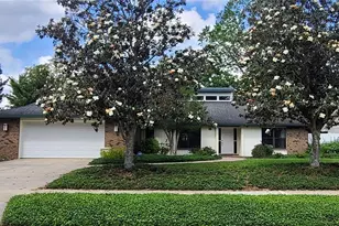 6659 Hidden Beach Cir, Orlando, FL 32819 - Photo 1