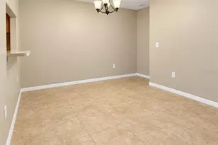 5481 Limestone Ln, Lakeland, FL 33809 - Photo 6
