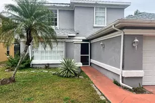 108 Blue Indigo Ct, Kissimmee, FL 34743 - Photo 2
