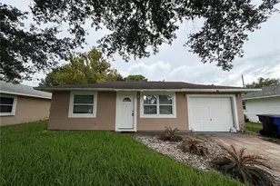 142 Montana Ave, Saint Cloud, FL 34769 - Photo 1