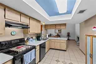 2350 Bronco Dr, Saint Cloud, FL 34771 - Photo 12