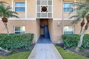 2408 Barley Club Ct, Orlando, FL 32837 - Photo 2