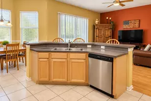 2724 Willow Creek Dr, Oviedo, FL 32765 - Photo 4