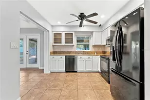 1215 Lakeshore Blvd, Saint Cloud, FL 34769 - Photo 4