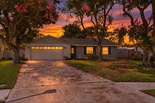2353 Bayswater Ct, Orlando, FL 32837 - Photo 4