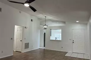 1569 Avleigh Cir, Orlando, FL 32824 - Photo 4