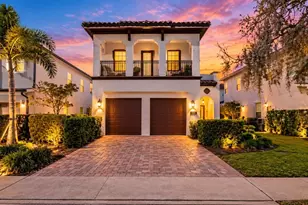 864 Golden Bear Dr, Reunion, FL 34747 - Photo 4