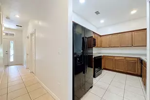 2868 Tanzanite Terrace, Kissimmee, FL 34758 - Photo 4