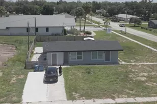 405 Allapaha Ave S, Davenport, FL 33837 - Photo 1