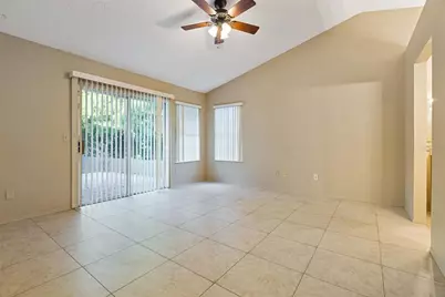 6428 Piccadilly Lane, Orlando, FL 32835 - Photo 4