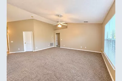 2011 Fawn Meadow Circle, Saint Cloud, FL 34772 - Photo 18