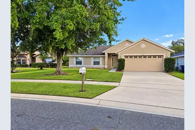 2011 Fawn Meadow Circle, Saint Cloud, FL 34772 - Photo 2