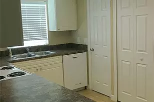 9911 Turf Ct, Orlando, FL 32837 - Photo 6