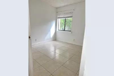 191 Wimbledon Lake Drive, Plantation, FL 33324 - Photo 10