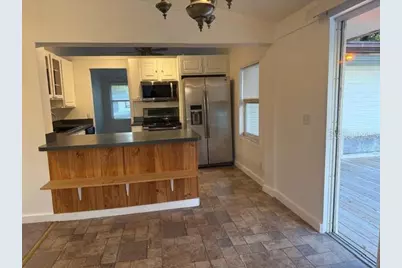 2952 Sun Pointe Court, Kissimmee, FL 34741 - Photo 4