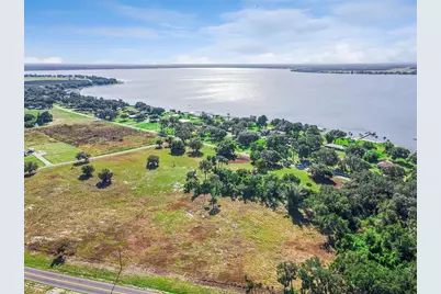 742 N Lake Reedy Boulevard, Frostproof, FL 33843 - Photo 10