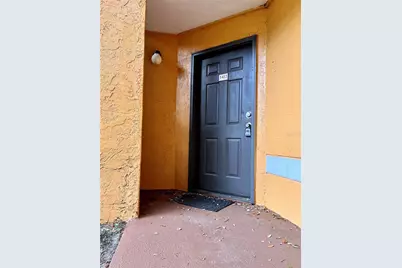 4548 Commander Drive #1412, Orlando, FL 32822 - Photo 2